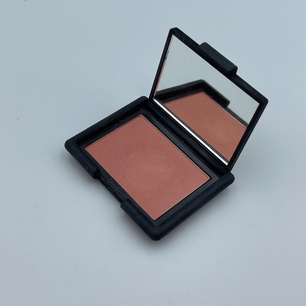 NARS powder Blush shade GINA Full size 0.16OZ./4.8g makeup